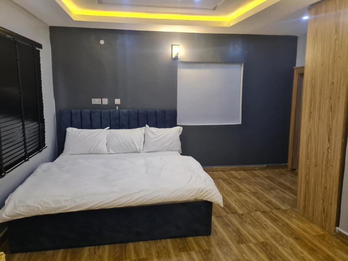 Wine House, Maitama, Abuja Apartman Kültér fotó