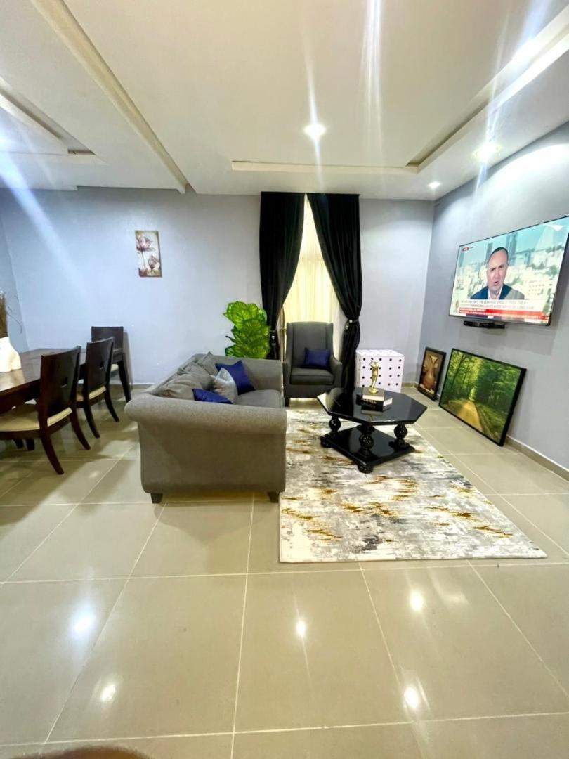 Wine House, Maitama, Abuja Apartman Kültér fotó