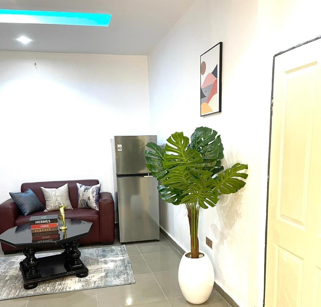 Wine House, Maitama, Abuja Apartman Kültér fotó