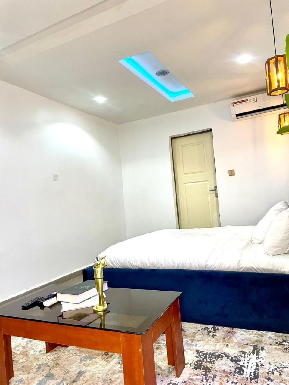 Wine House, Maitama, Abuja Apartman Kültér fotó